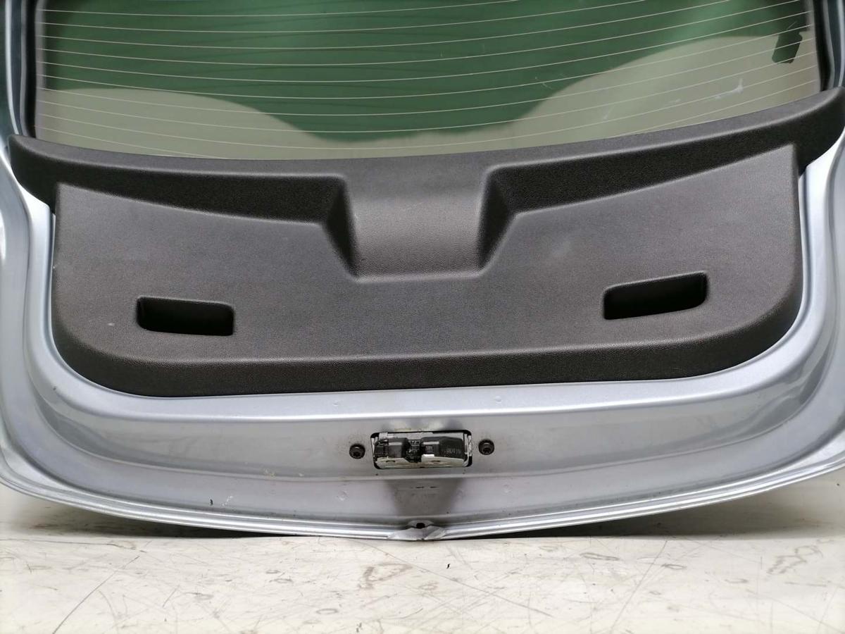 Opel Corsa D original Heckklappe mit Heckscheibe Z163 Lichtsilber 5-T&uuml;rer Bj.2010